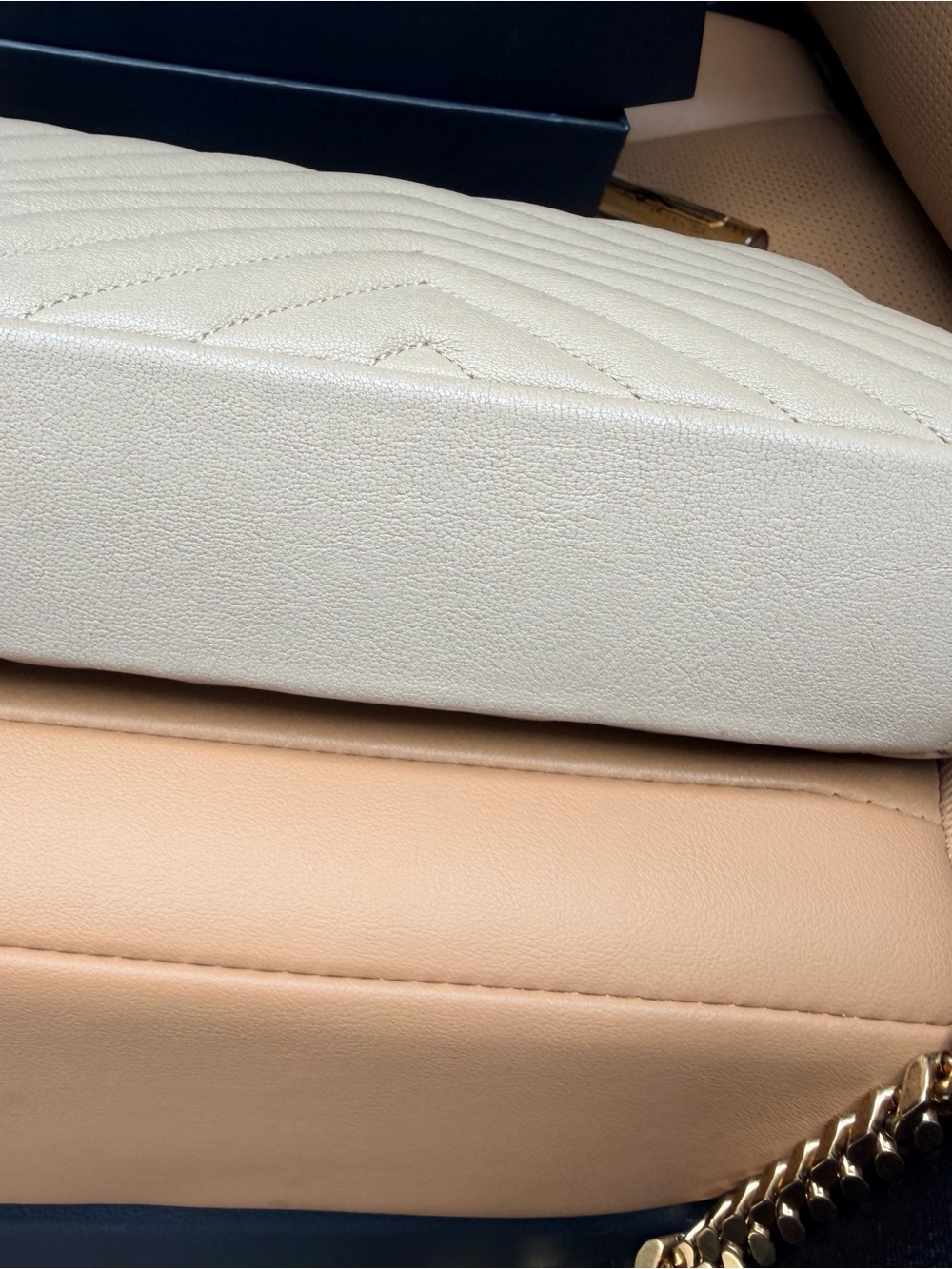 Saint Laurent Beige Quilted Leather Shoulder Bag with Gold Hardware - Picture 5 of 14